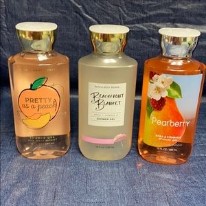 *Sold* 3 Bath & Body Works shower gel